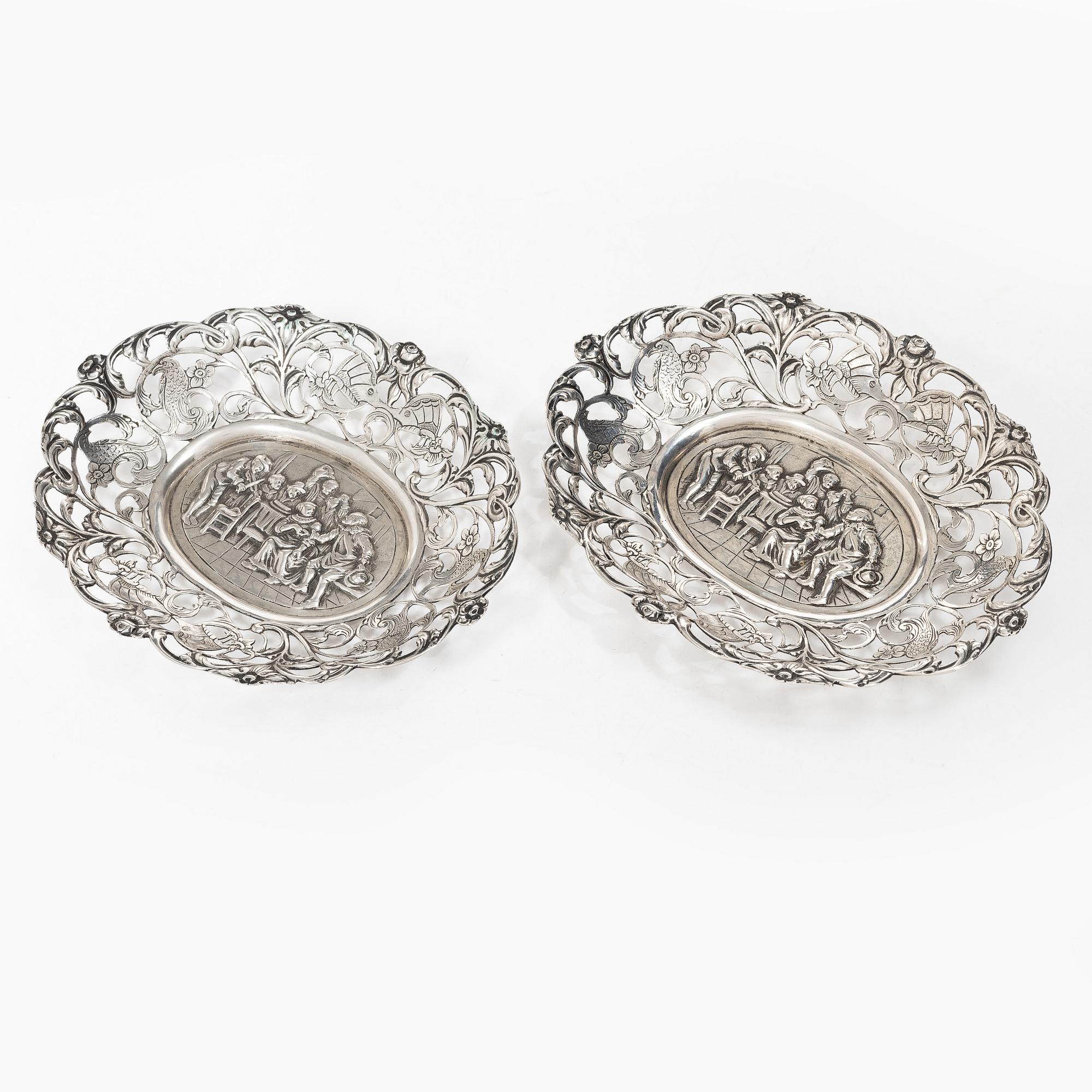 Sauceboat, a pair, silver, Rococo style, 20th century.