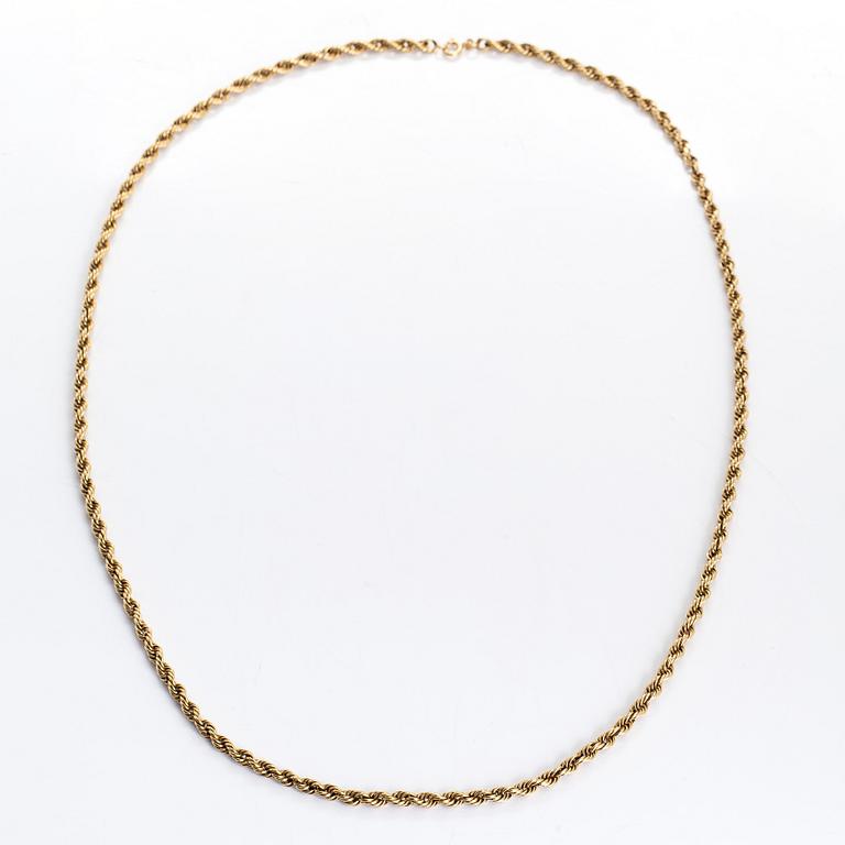 An 18K gold neacklace.