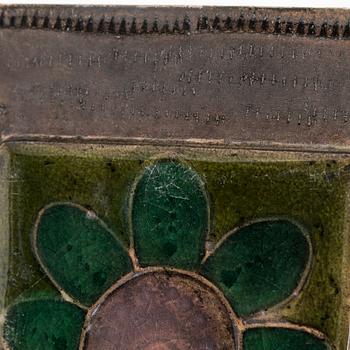 Rut Bryk, reliefi, kivitavaraa, signeerattu BRYK.