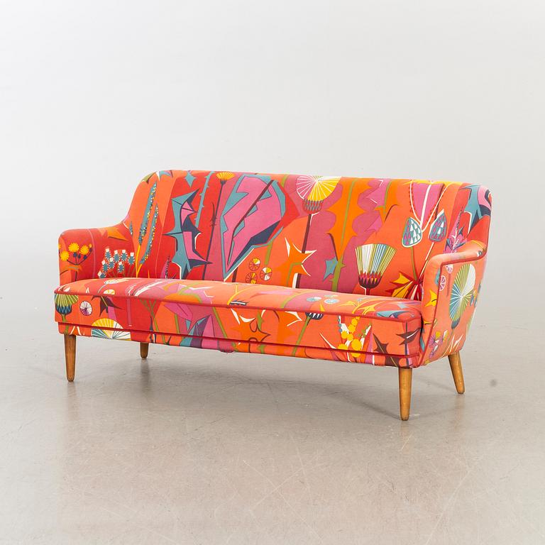 A mid 20th century couch.