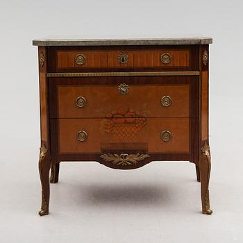 BYRÅ, gustaviansk stil, 1800-talets mitt.