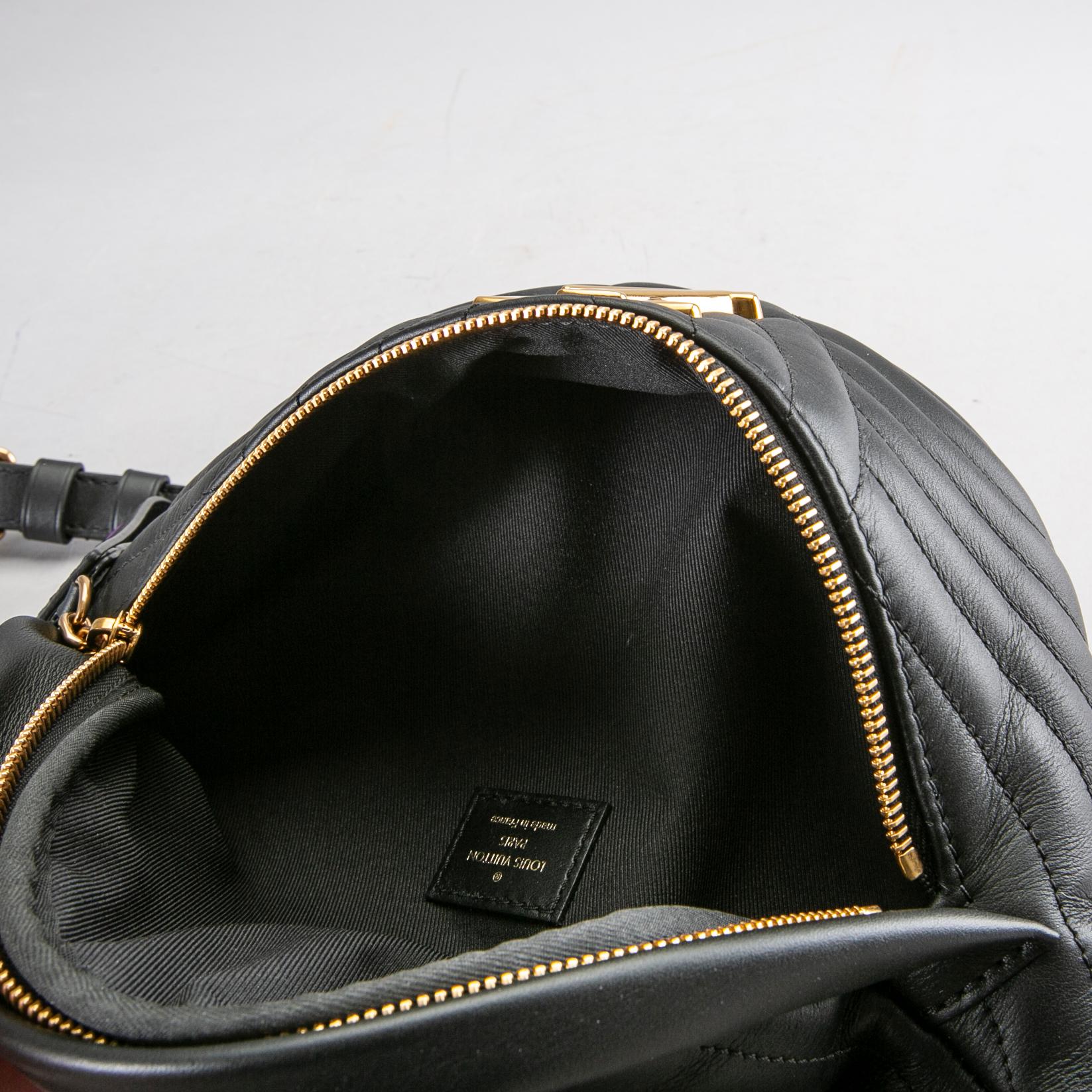 A LOUIS VUITTON NEW WAVE BUM BAG multi 2019. Bukowskis