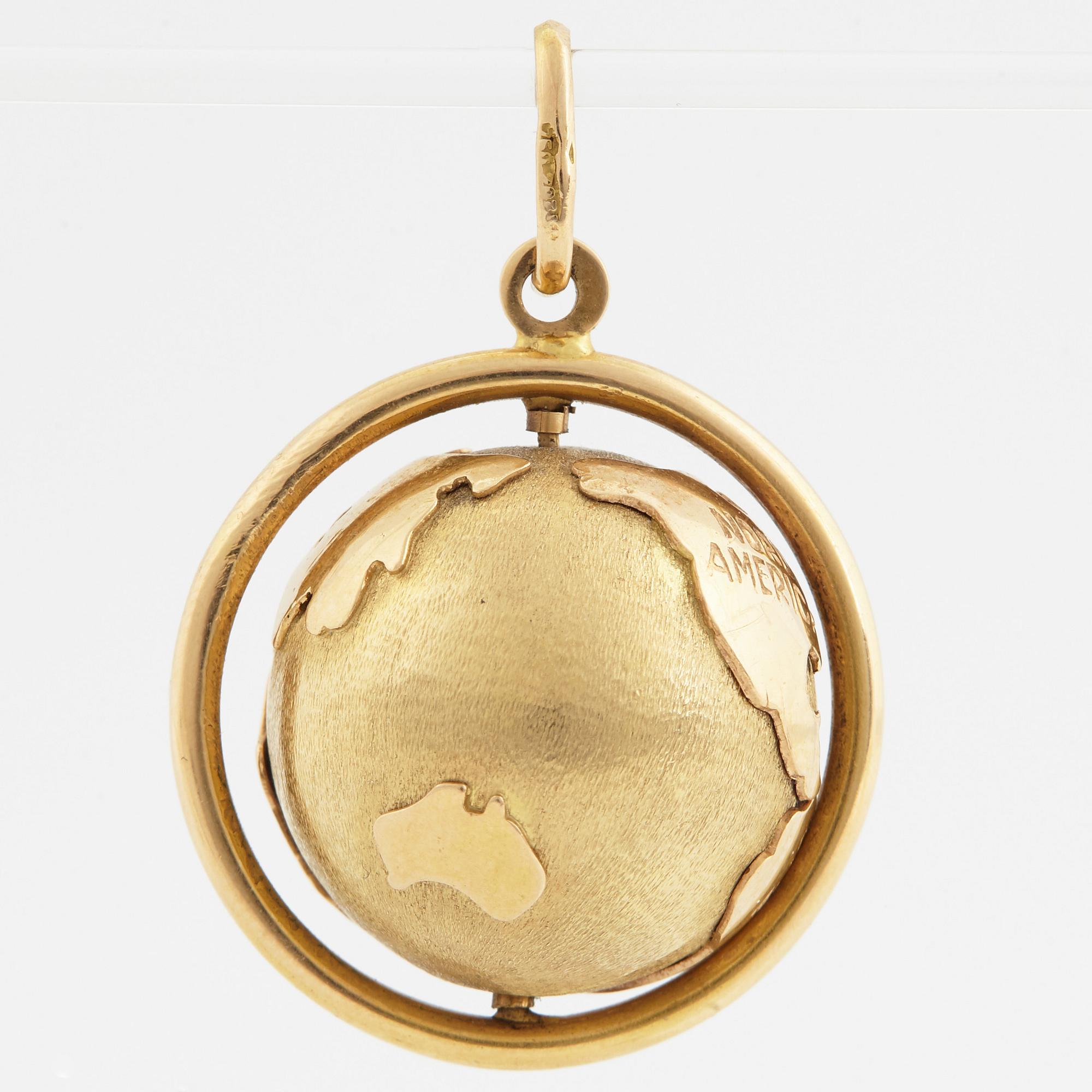 18K gold globe pendant.