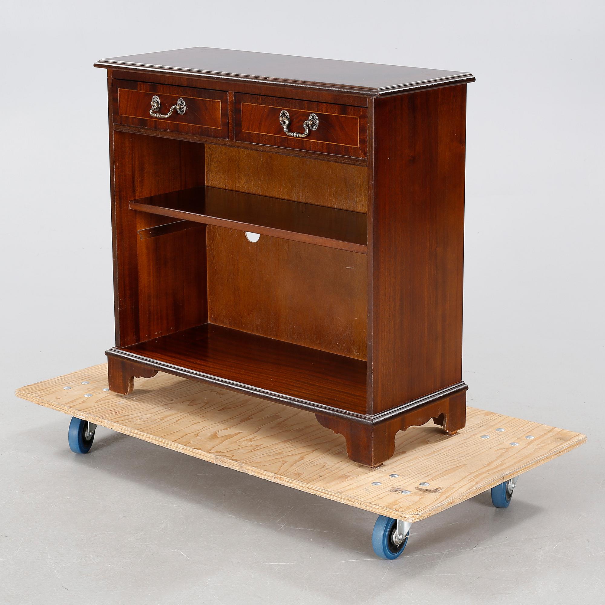 An english style shelf, second half of the 20th century.