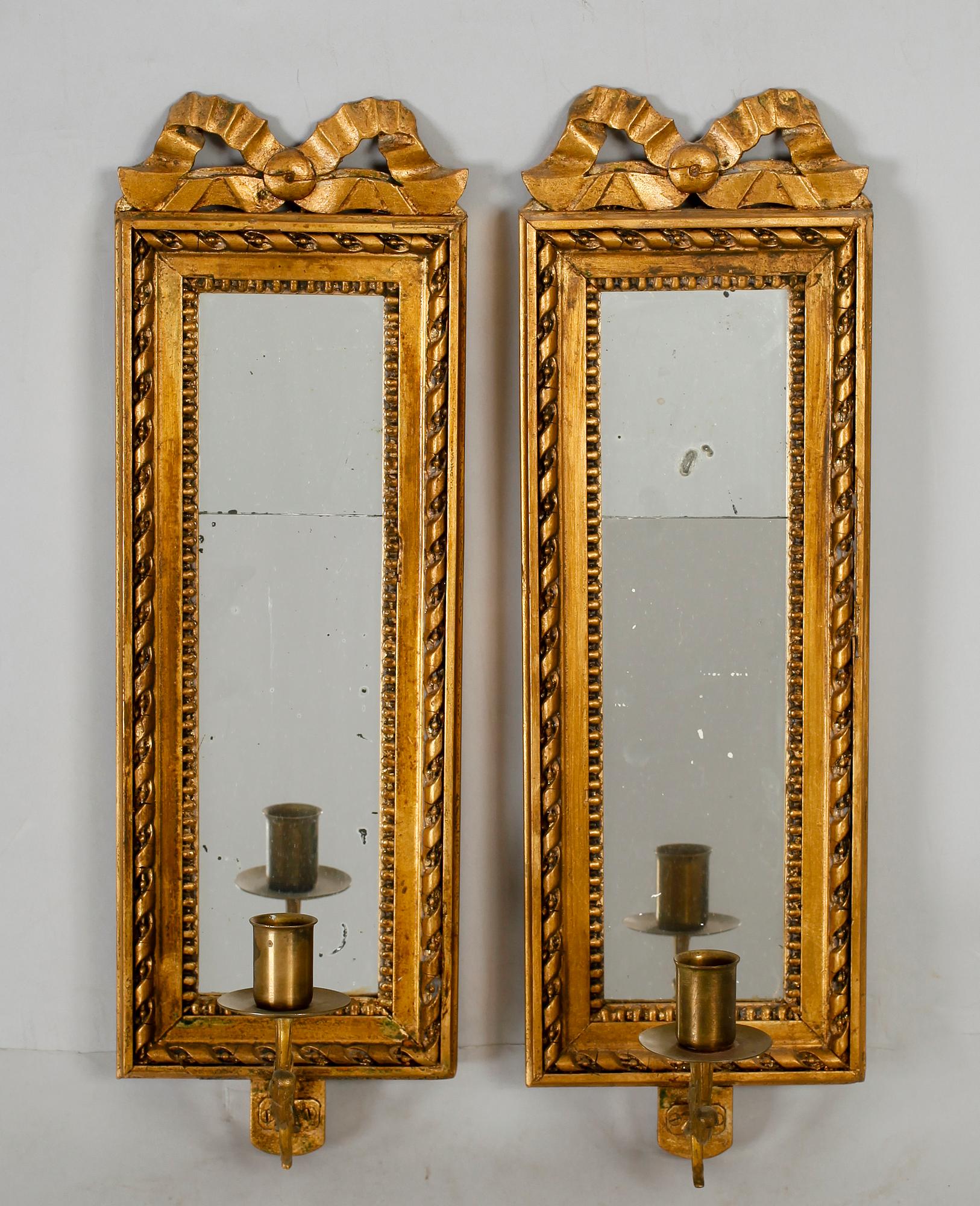 SPEGELLAMPETTER, 1 par, gustaviansk stil, 1900-talets första hälft.