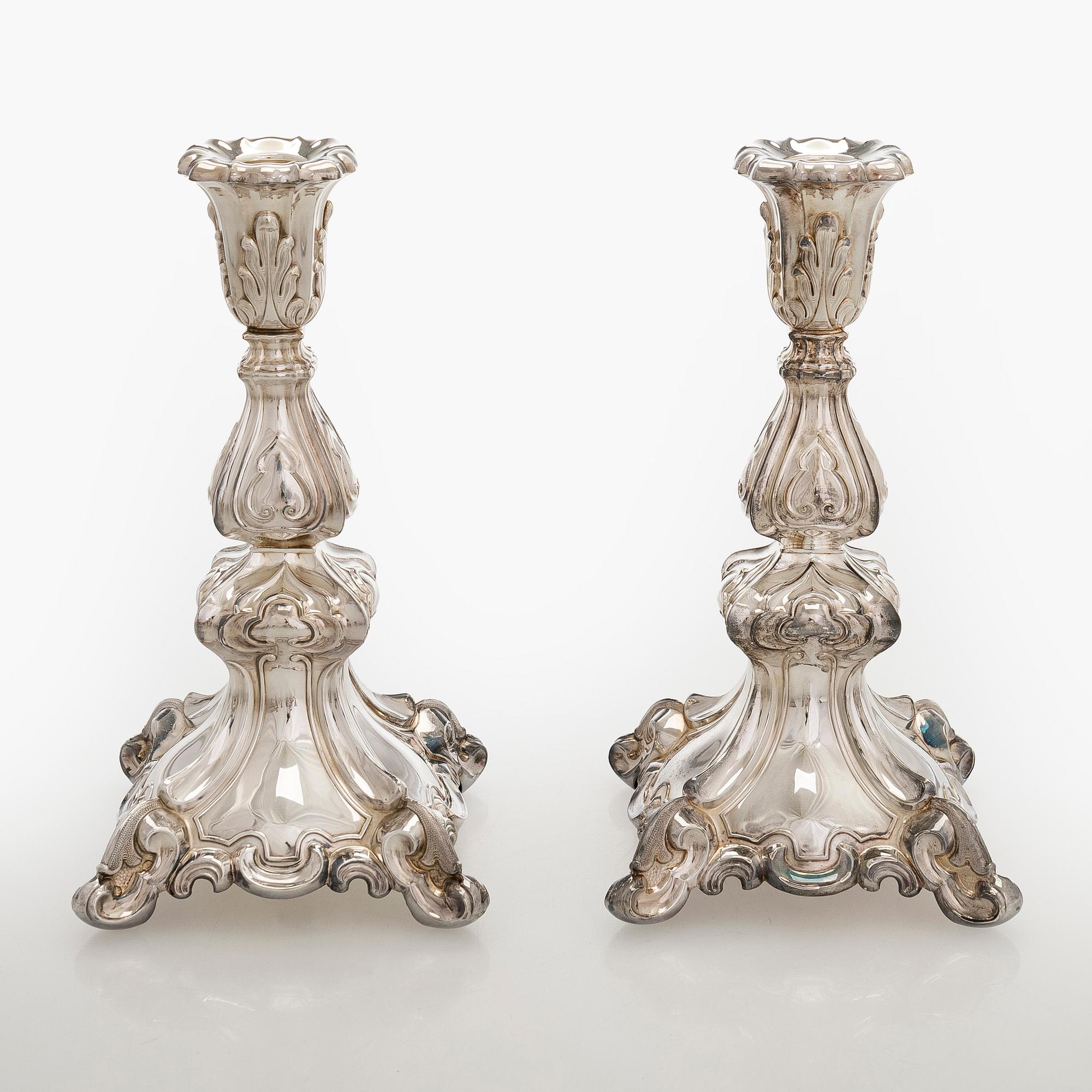 A pair of silver candelabra, Auran Kultaseppä, Turku 1982-83.
