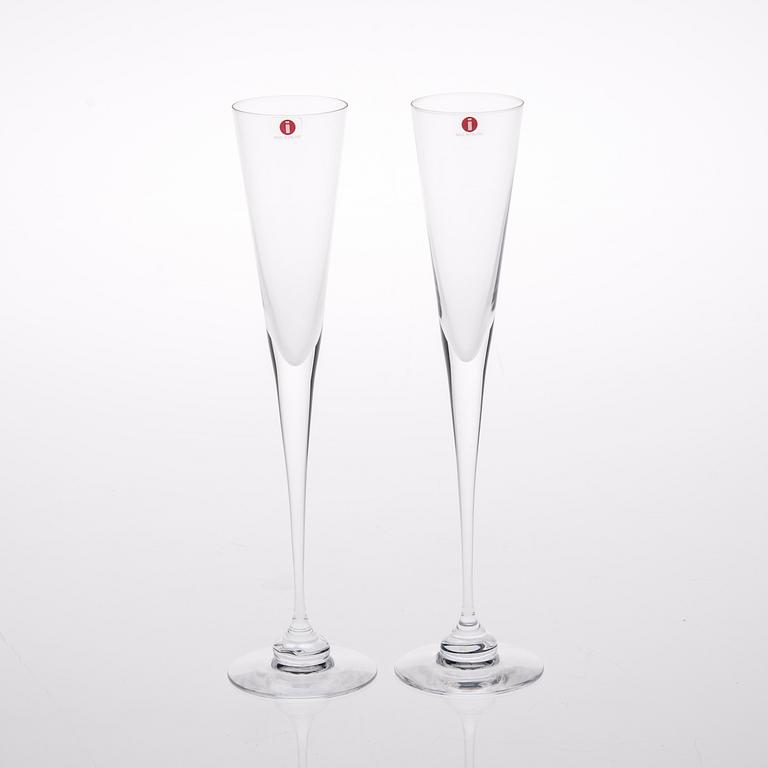 LASISTO, 24 kpl + 9 kpl, mm. "Aurora", Heikki Orvola, Iittala, 1900-luvun loppu.