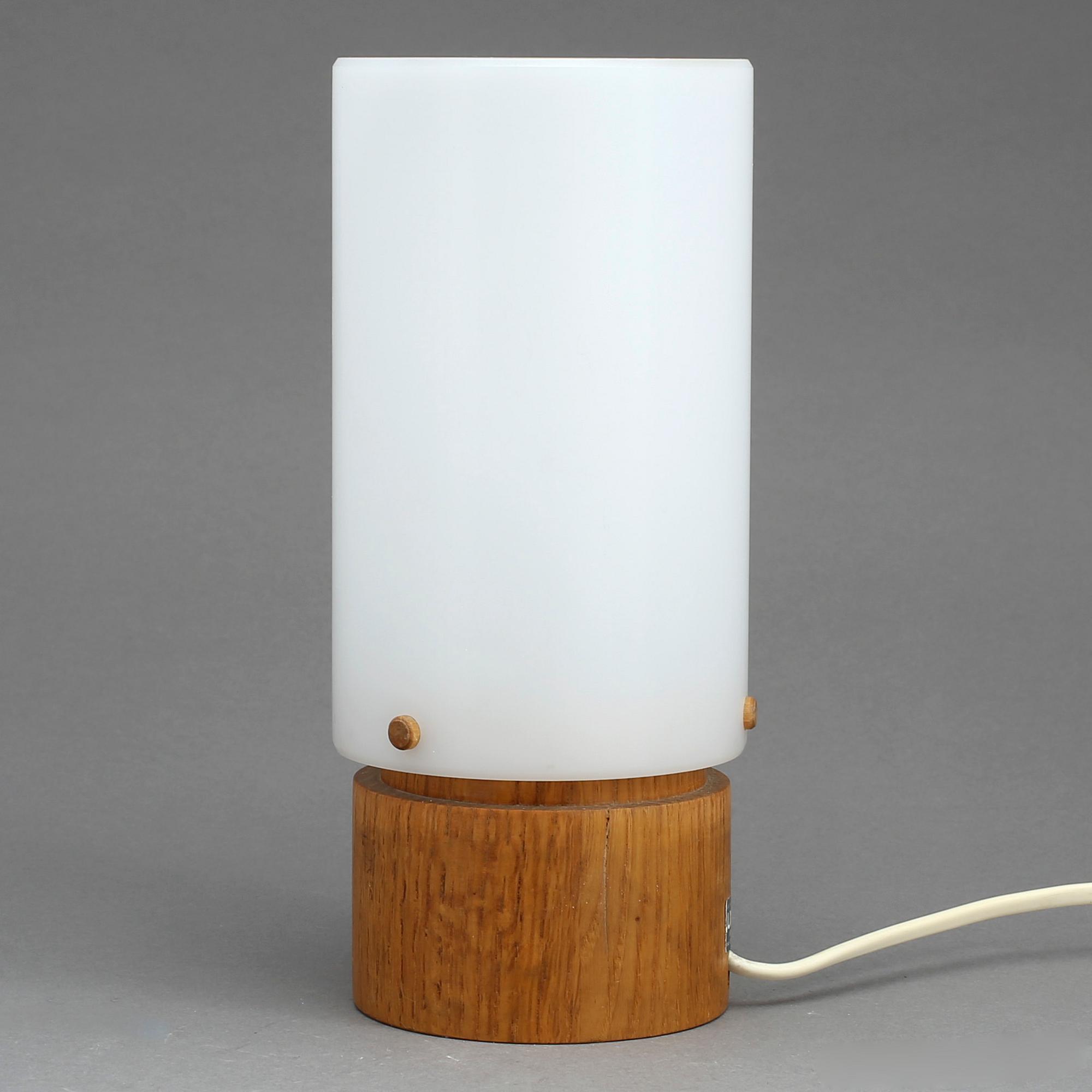BORDSLAMPA, Uno och Östen Kristiansson, Luxus, Vittsjö, 1900-talets andra hälft.