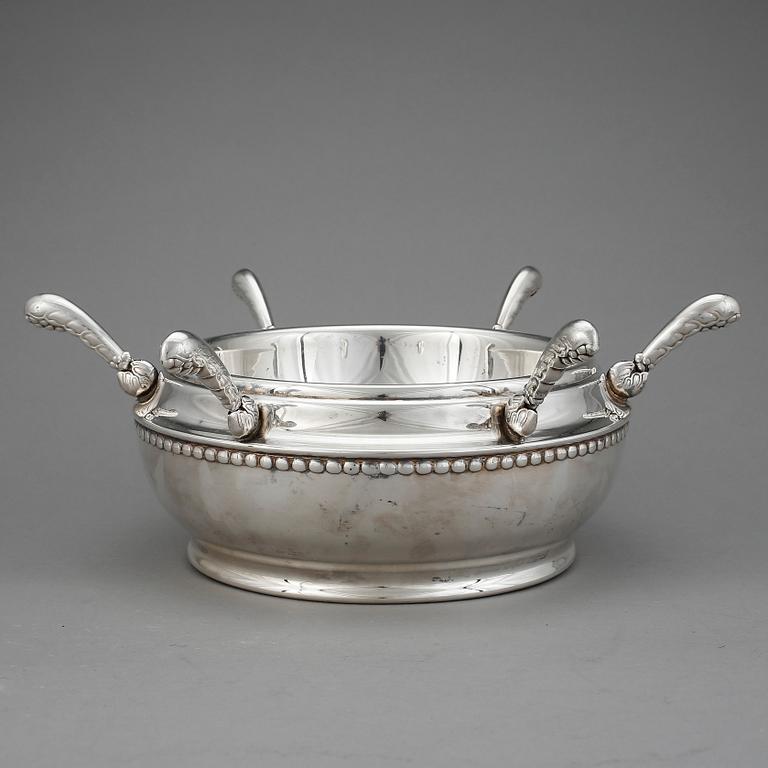 FRUKTSKÅL, nysilver, 1900-talets början.