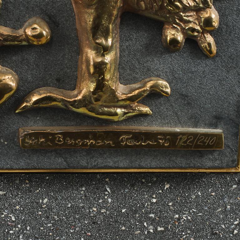 ASTRI BERGMAN-TAUBE, 3 st, bronsreliefer på skiffer, signerade, daterade 75 och numrerade 122/240.