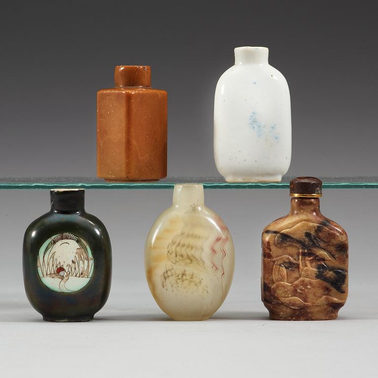 A set of five snuff bottles, China, first half of 20th Century.