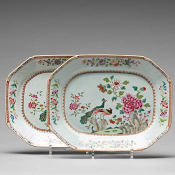 A pair of famille rose serving dishes, Qing dynasty, Qianlong (1736-95).