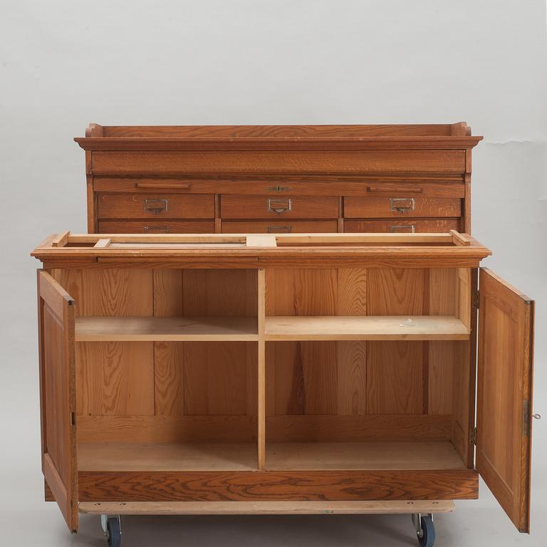 ARKIVSKÅP, 1900-talets första hälft.