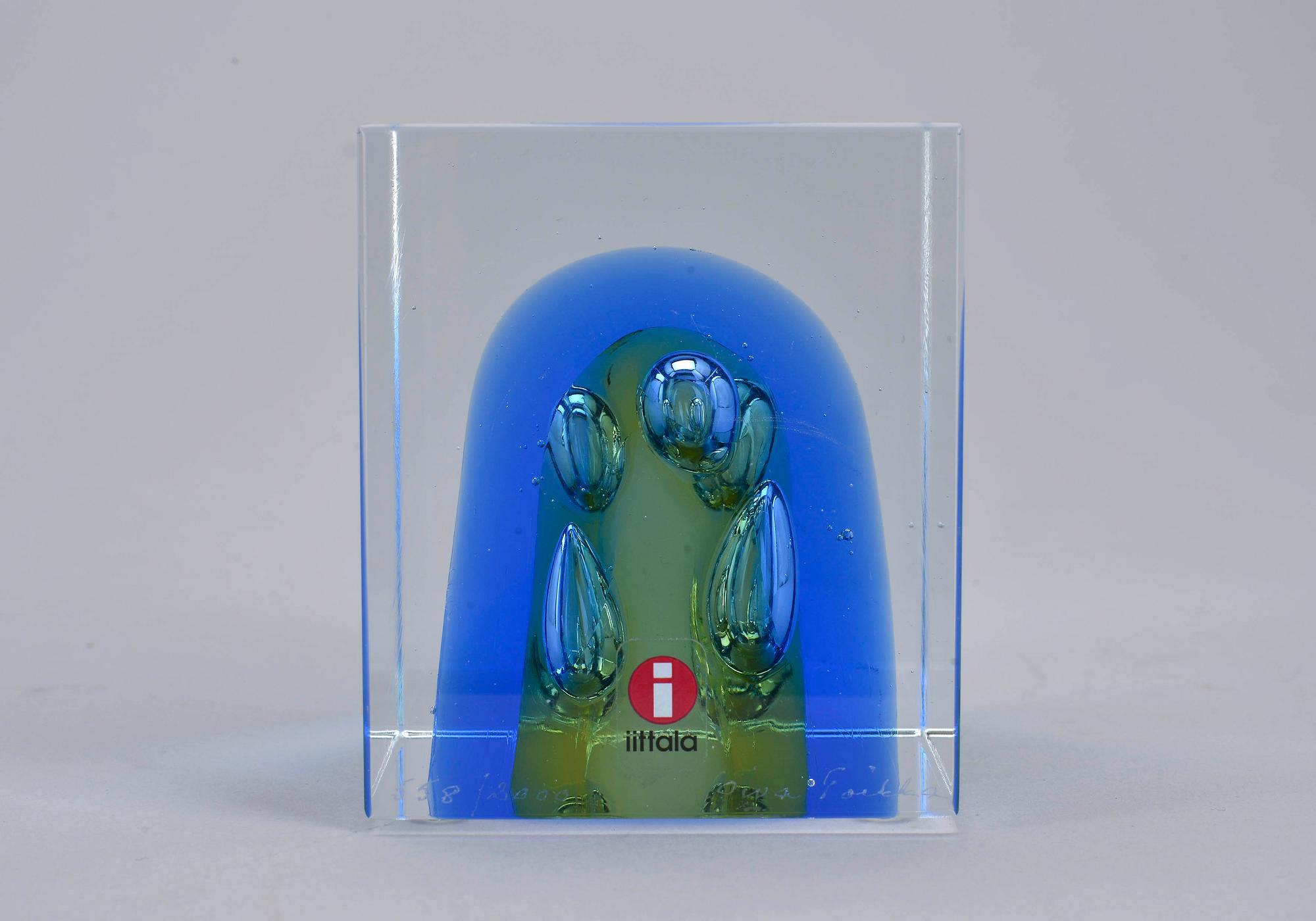 ÅRSSKUB, glas, Oiva Toikka, 558/2000, Notsjö 2007.