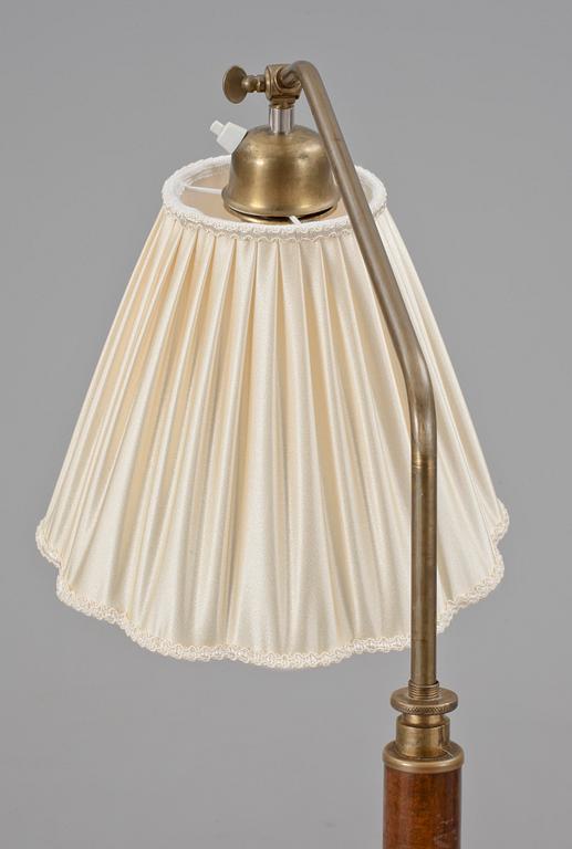 GOLVLAMPA, 1930/40-tal.