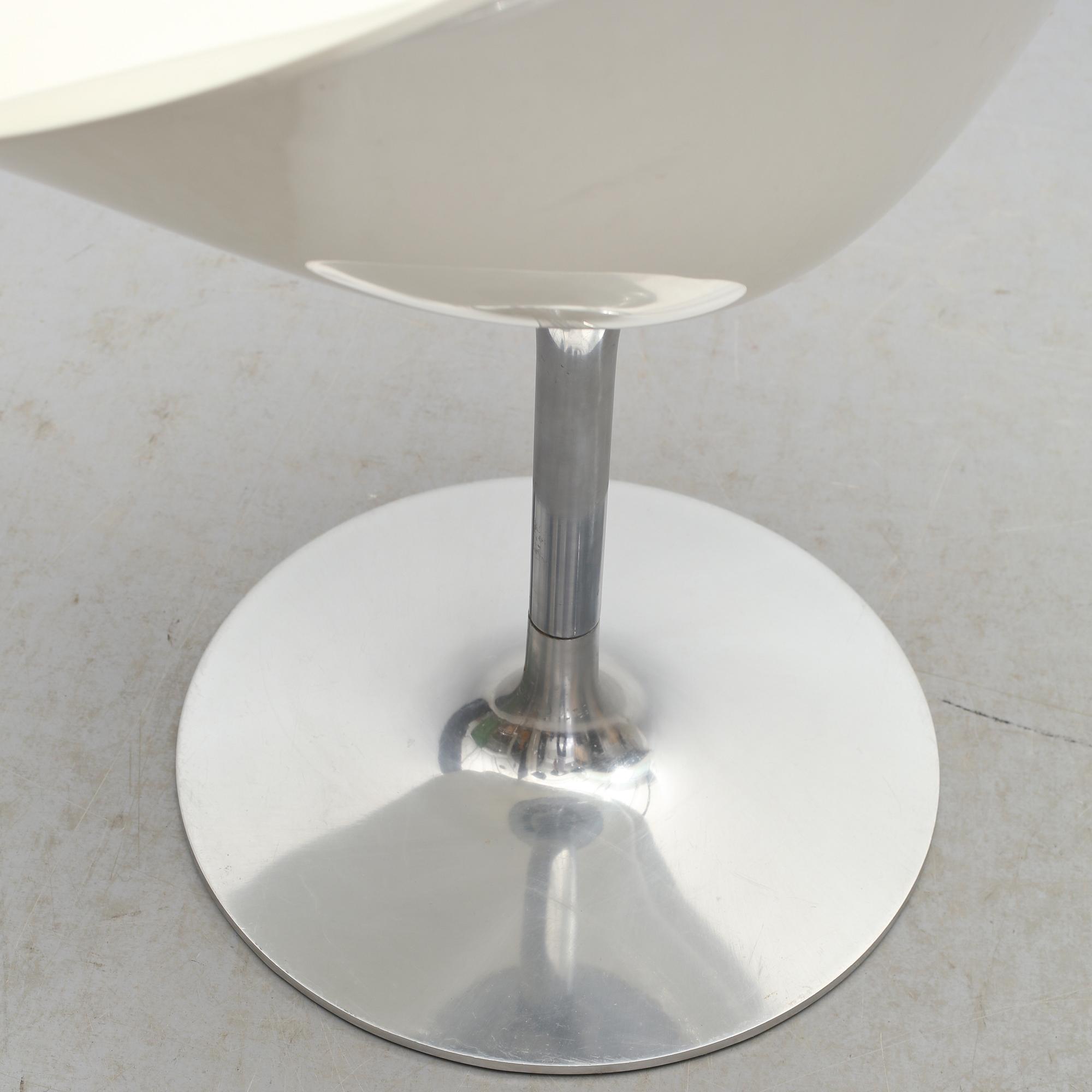 STOLAR, ett par, "Eros", Philippe Starck för Kartell, modellen formgiven 1998.