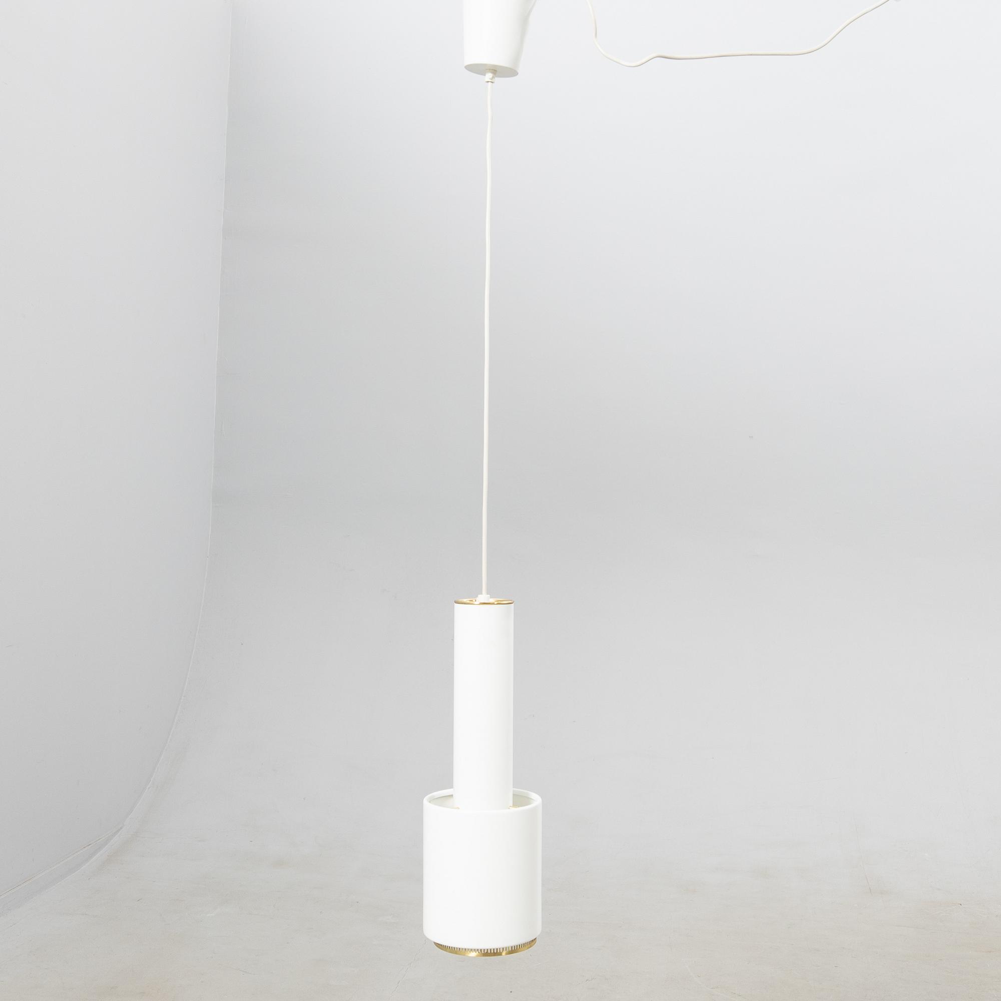 Alvar Aalto, taklampa A110 "Handgranat", Artek Finland.