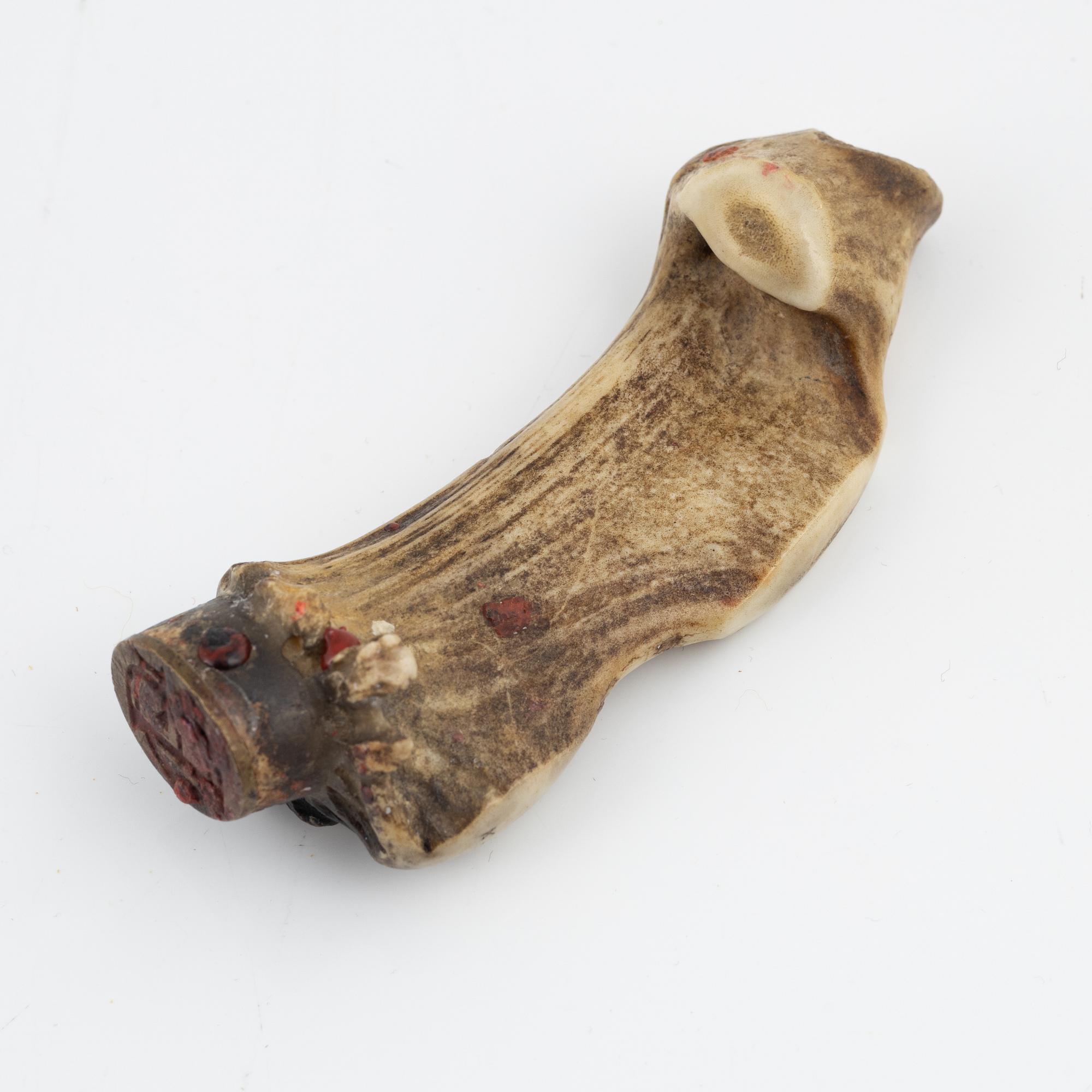 Hornslöjd, 2 st, Nils Nilsson Skum samt Elis Gustaf Bergström (Kniv-Elis).