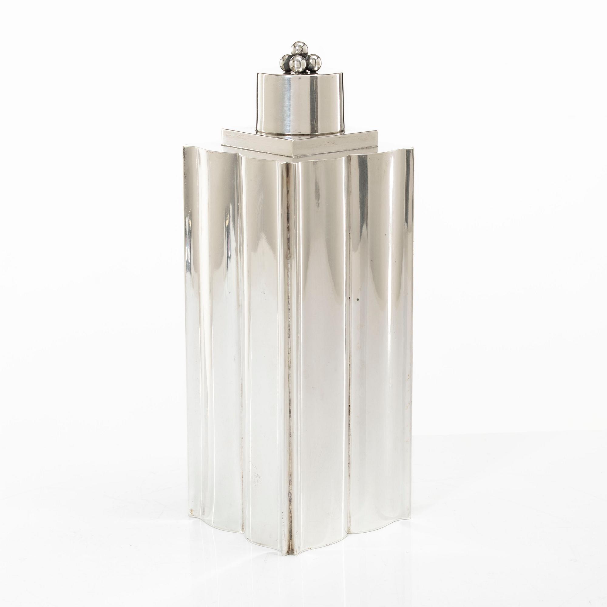 A silver shaker, TESI, Gothenburg, 1948.