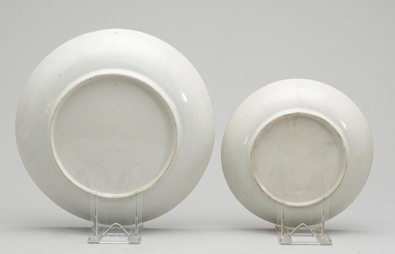 Four Qing dynasty Qianlong 1736-95 famille rose dishes (2+2).