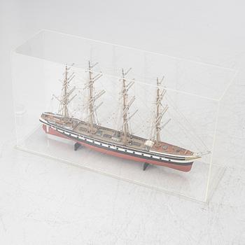 20th Century ship model of the 19th Century four-masted sailing vessel Lancing.