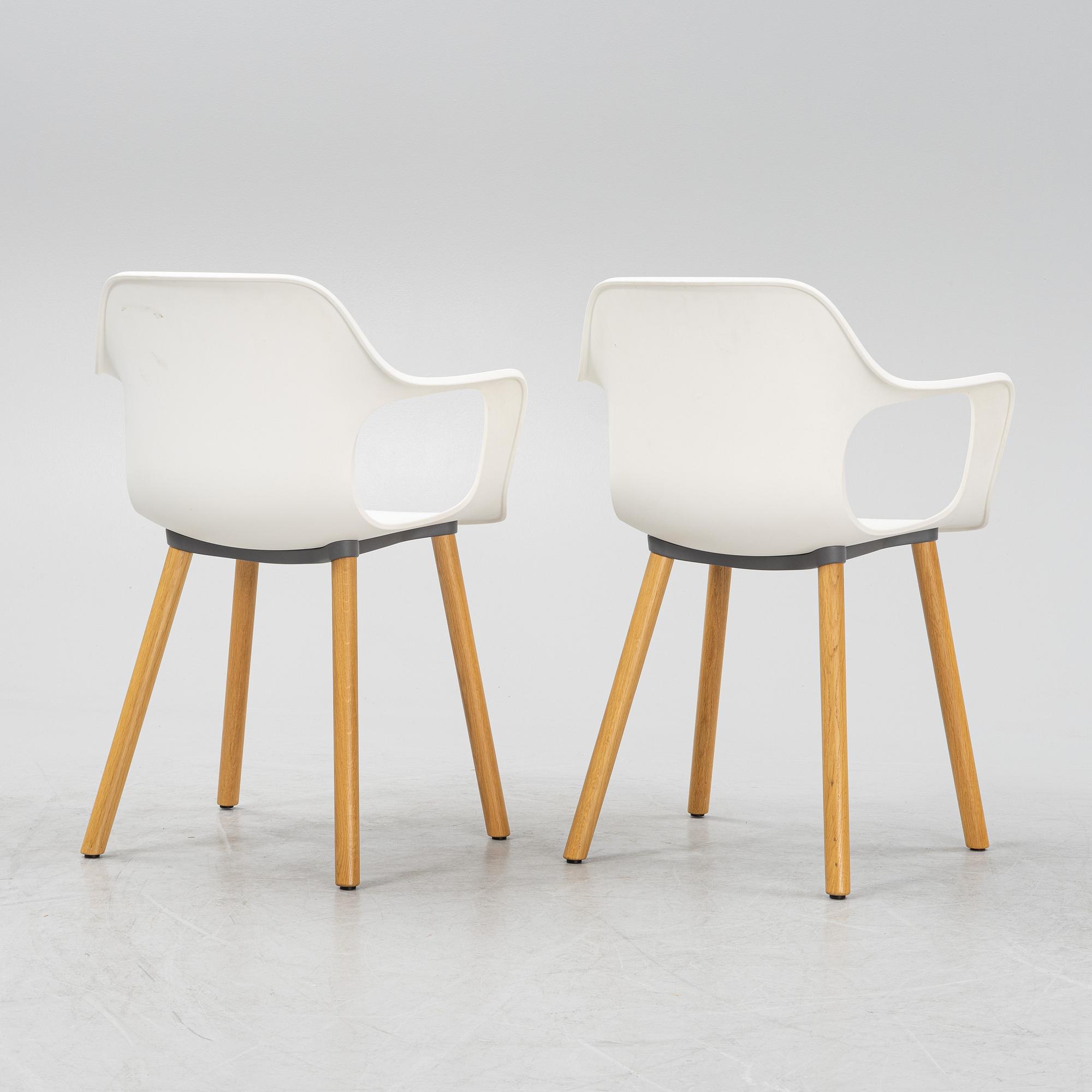 Jasper Morrison, a pair of 'HAL' chairs, Vitra.