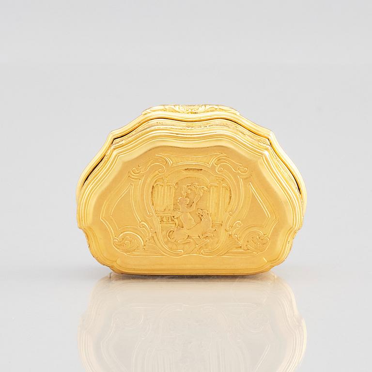 A Swedish Rococo 21 carat gold box, mark of Frantz Bergs (active 1725-1777).