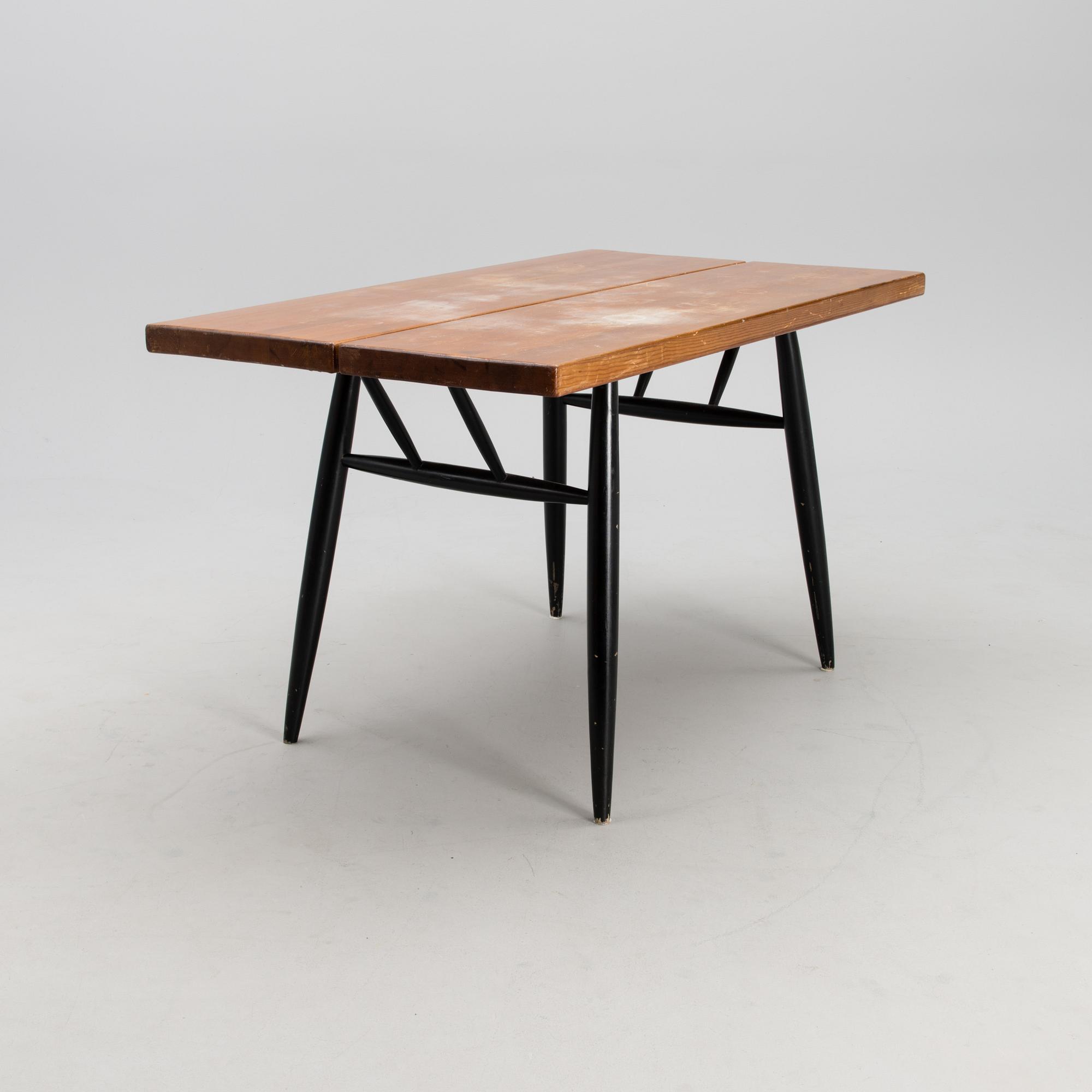 ILMARI TAPIOVAARA, PÖYTÄ, "Pirkka", Laukaan Puu, suunniteltu 1957.