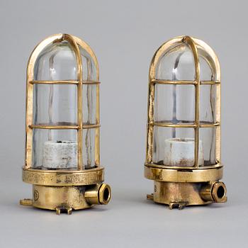 MÄSSBELYSNING, ett par. HR 1900-talets mitt.