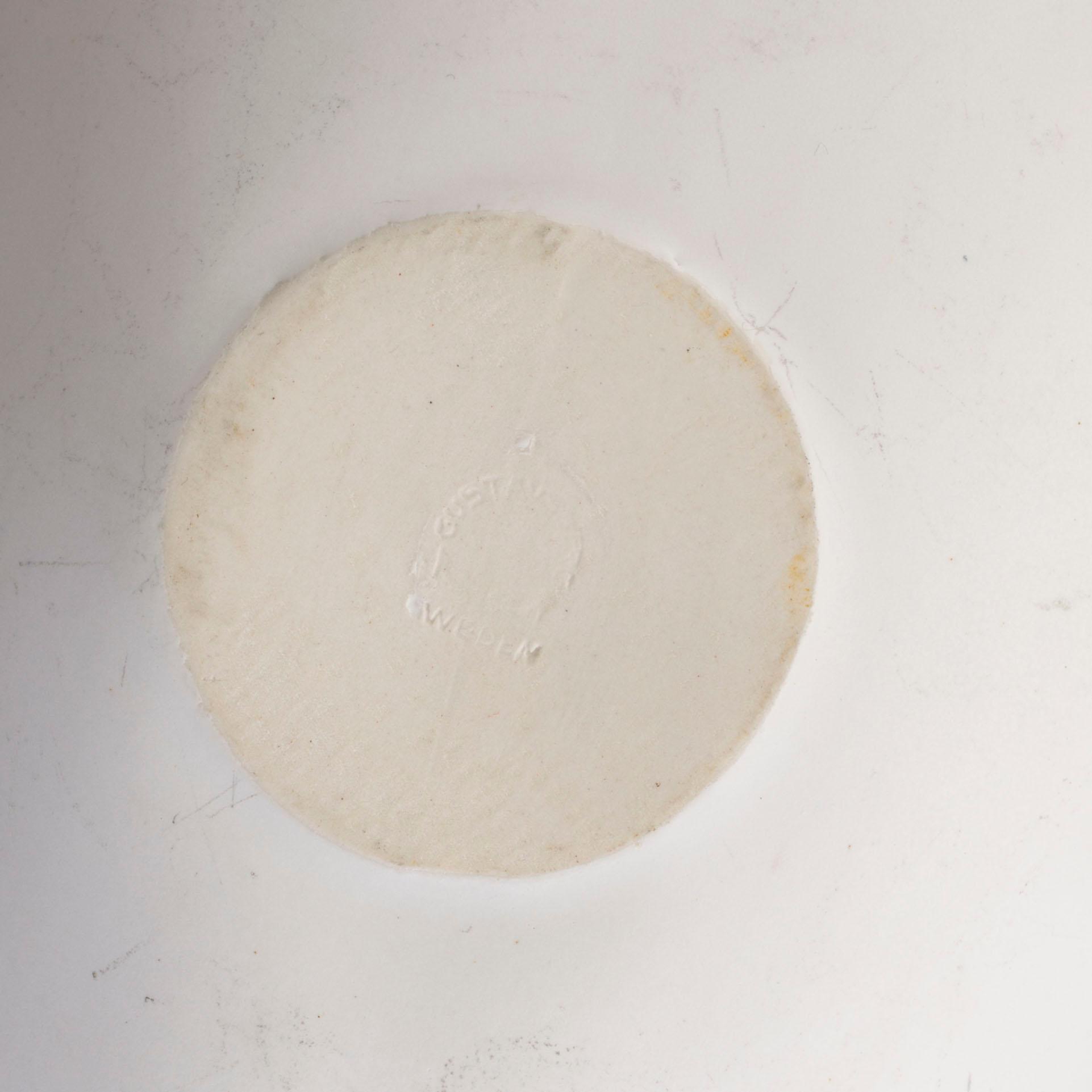 STIG LINDBERG, a 'Veckla' stoneware bowl from Gustavsberg.