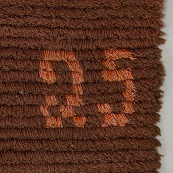 Ingegerd Eklund, a finnish longpile ryijy-rug, model for Friends of Finnish Handicraft. Designed 1912. Ca. 230 x 130 cm.