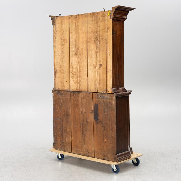 A Swedish folk art cabinet from Järvsö Hälsingland, early 19th century.