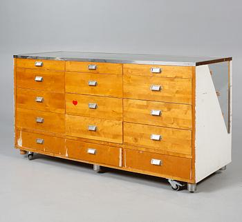 KÖPMANNADISK, Hem och Butiksinredningar, Bruzaholm, 1950/60-tal.