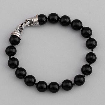 ARMBAND, 3 st, sten, Kina, 1900-/2000-tal.
