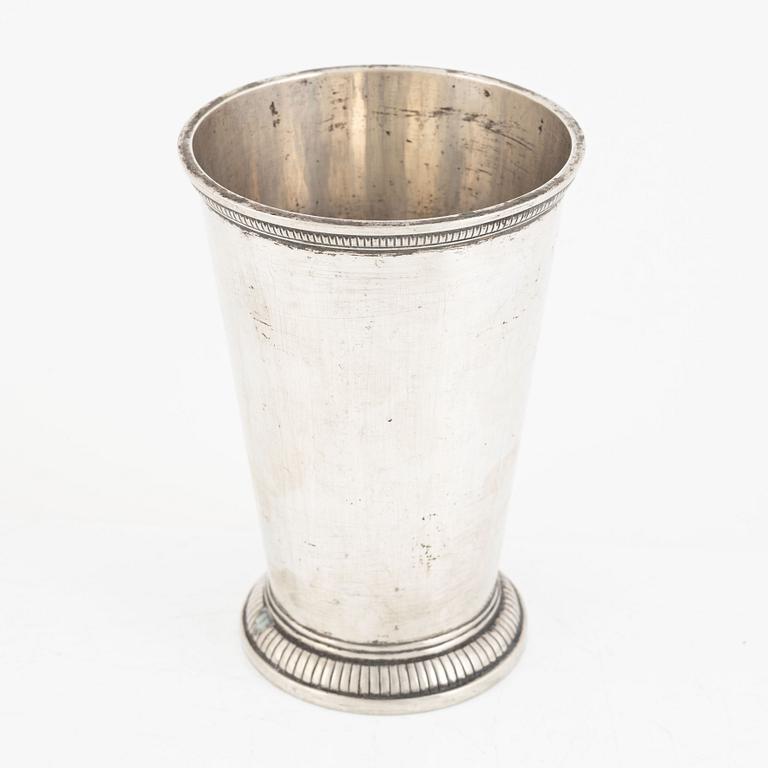 A Swedish silver beaker, mark of Carl Fredrik Carlman, Stockholm 1945.