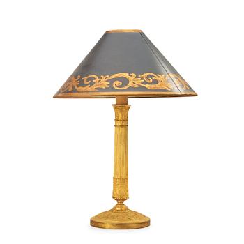 507. A French Empire early 19th century table lamp.