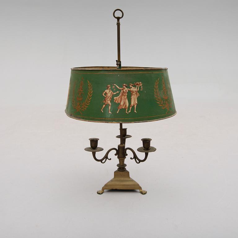 BOUILLOTTELAMPA, mässing, omkring år 1900.