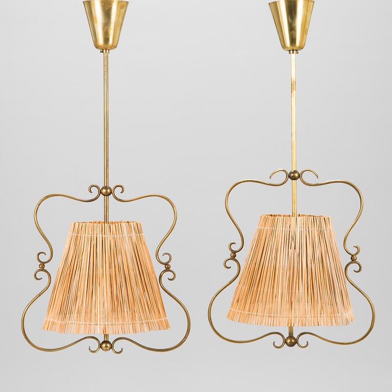 Gunnel Nyman, a pair of mid-20th century '50273' pendant lights for Sievä.
