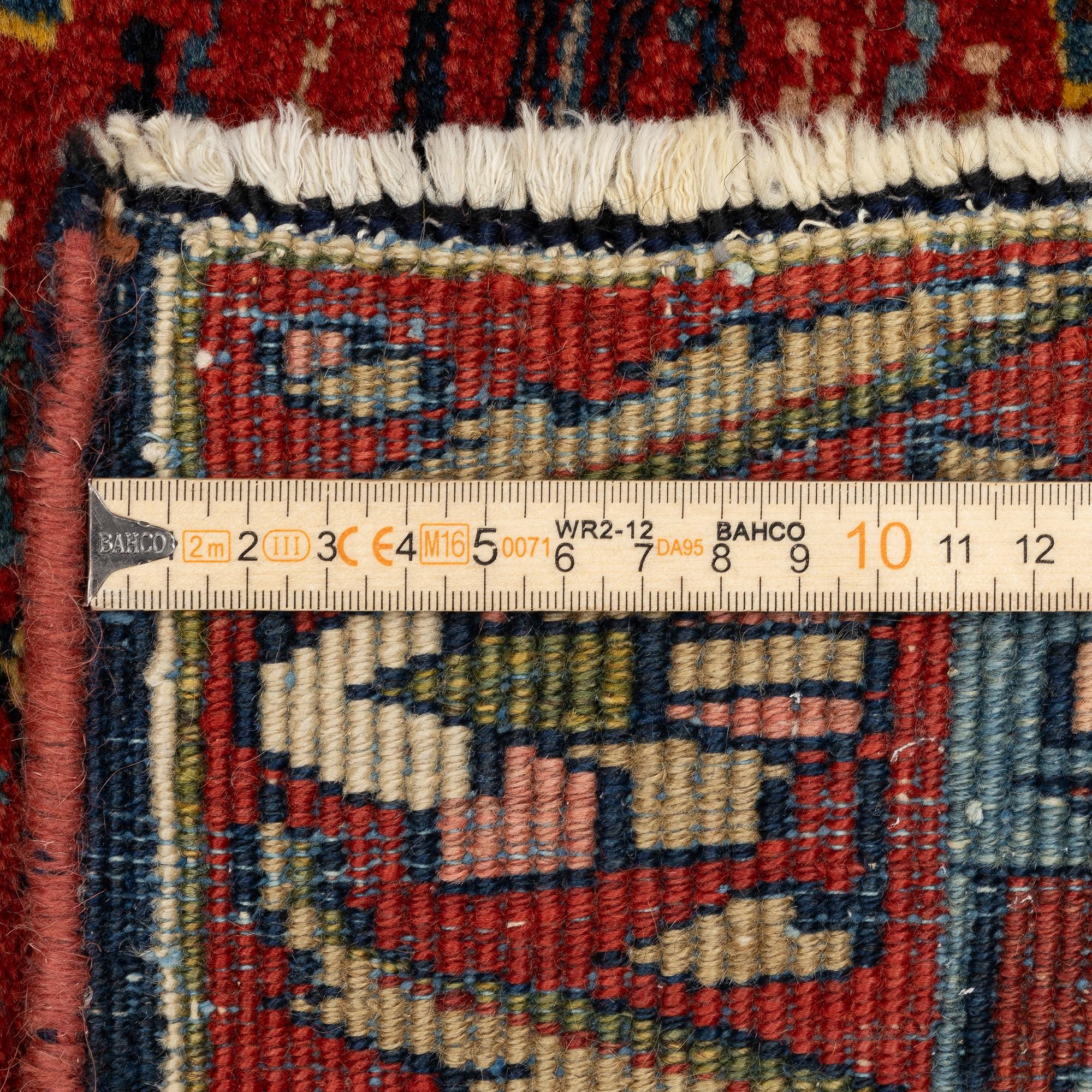 A Sarouk rug, west Persia, c. 197 x 128 cm.