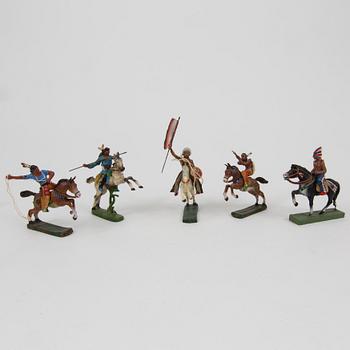 A lot of 35 Elastolin and Leyla figures, Germany, 1930/40s.