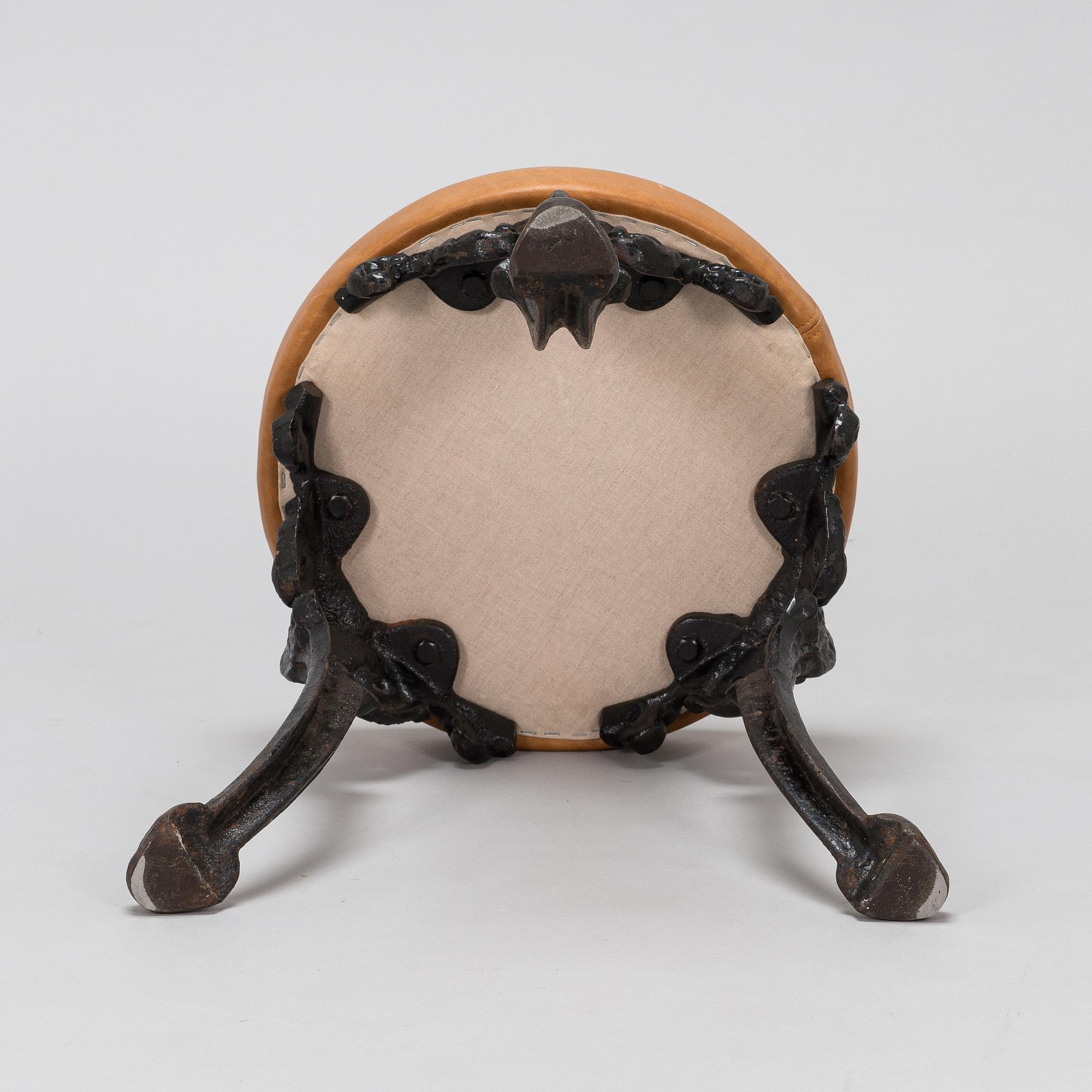Cast iron stool, late 19th century.