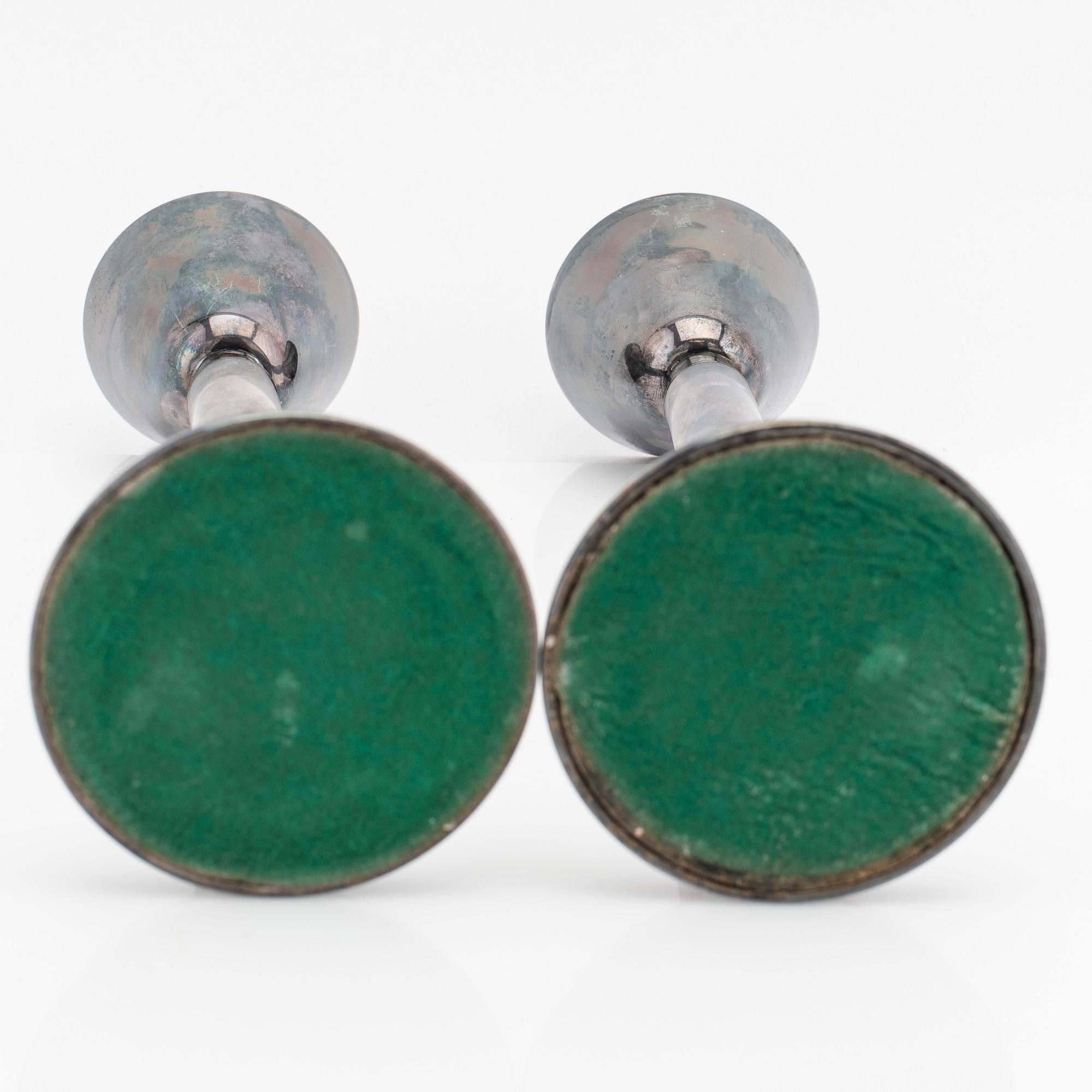 Gustaf Jansson, ljusstakar, ett par, sterlingsilver, C.G.Hallberg, Stockholm, 1960.