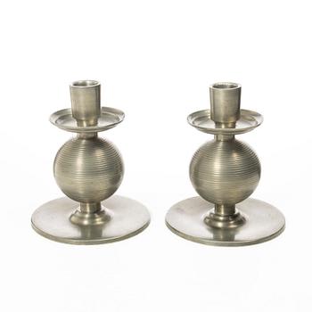 Nils Fougstedt, Ljusstakar, ett par, tenn, art deco, Fabriksaktiebolaget Kronsilver FAK, Stockholm 1934.