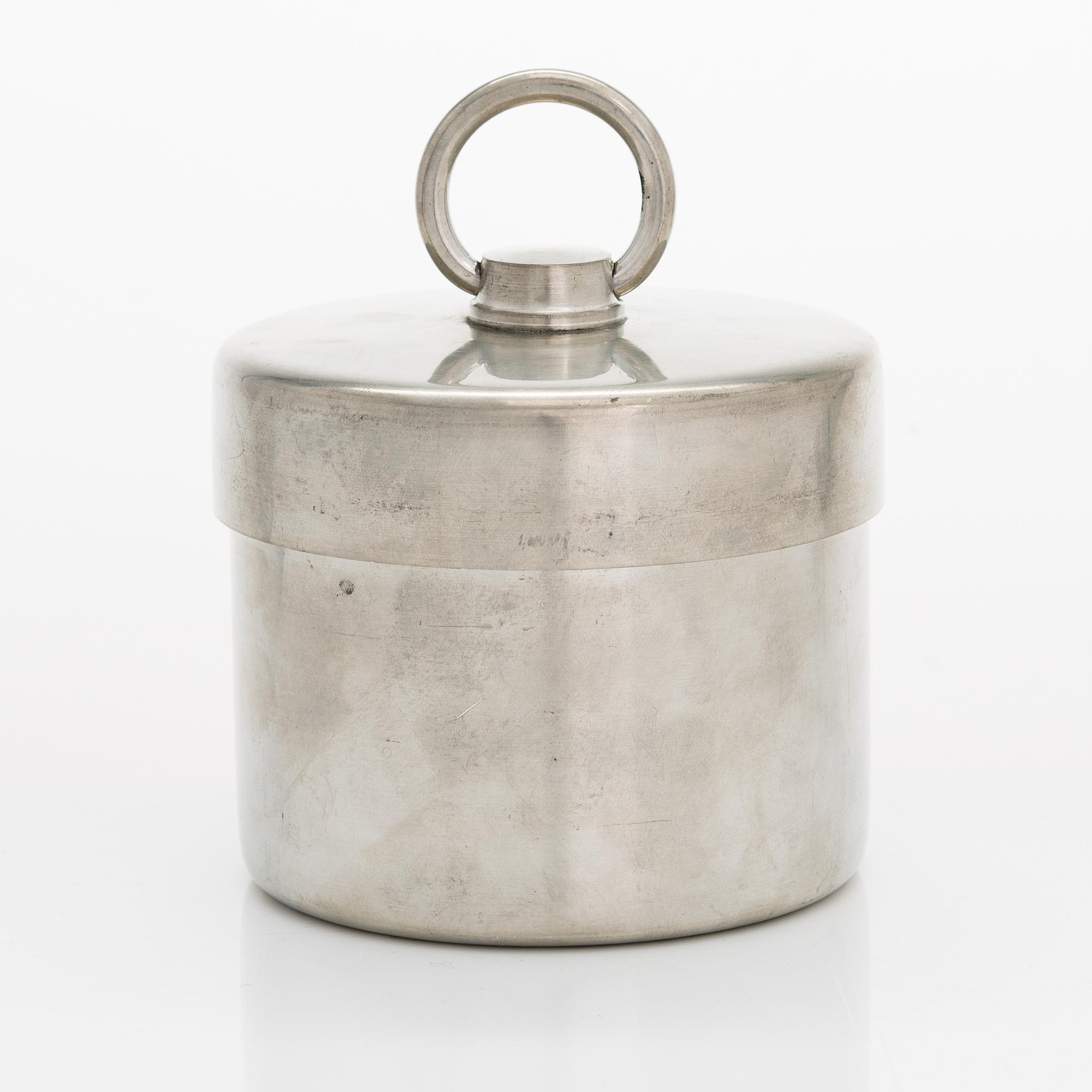 Bertel Gardberg, a lidded pewter jar, Hopeatehdas Oy, Helsinki.