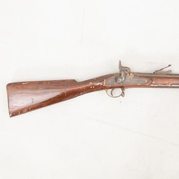 A British percussion gun, 1853 pattern.