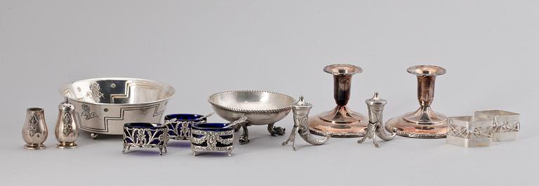 PARTI SILVER, 13 delar, flera länder, 1900-tal, vikt ex ljusstakar och glaskar ca 400g.