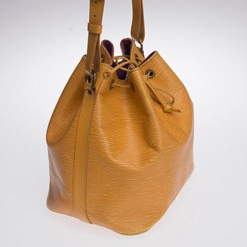 VÄSKA, "Petit Noé", Louis Vuitton.