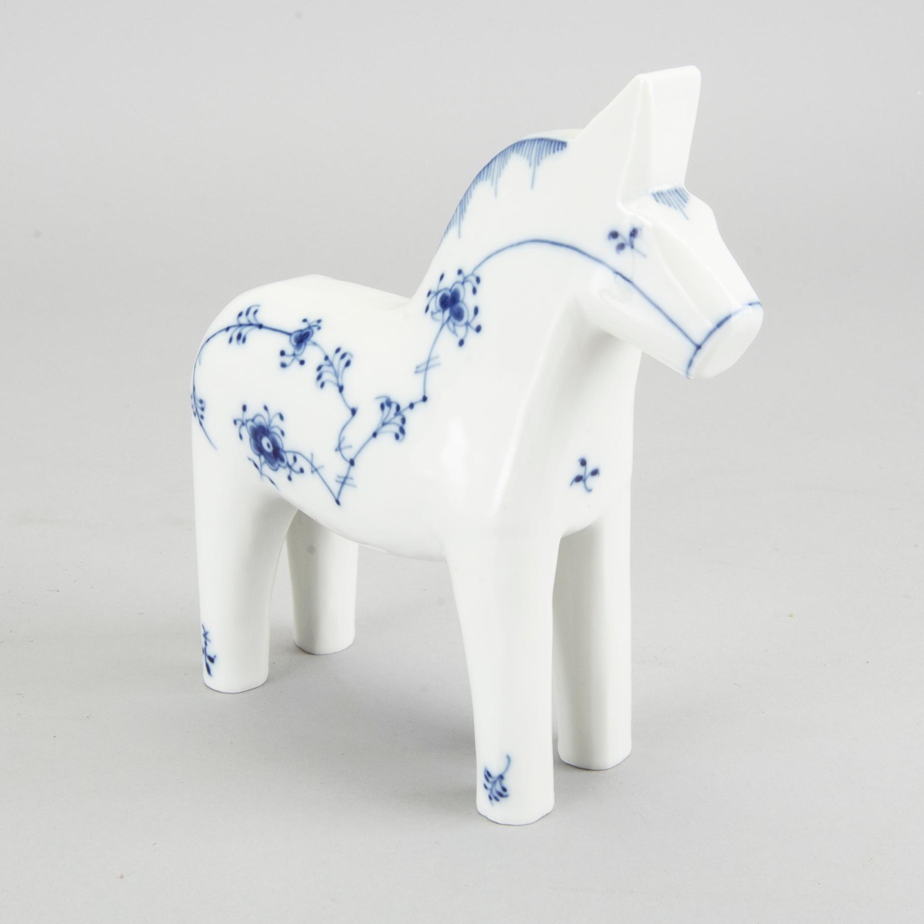 DALAHÄST, porslin, "Musselmalet", Royal Copenhagen,