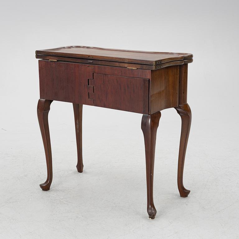 Spelbord/byrå, queen Anne-stil, 1900-tal.