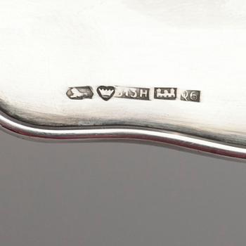 BRÖDKORG, 813 silver, Kultakeskus 1945. Vikt 638 g.
